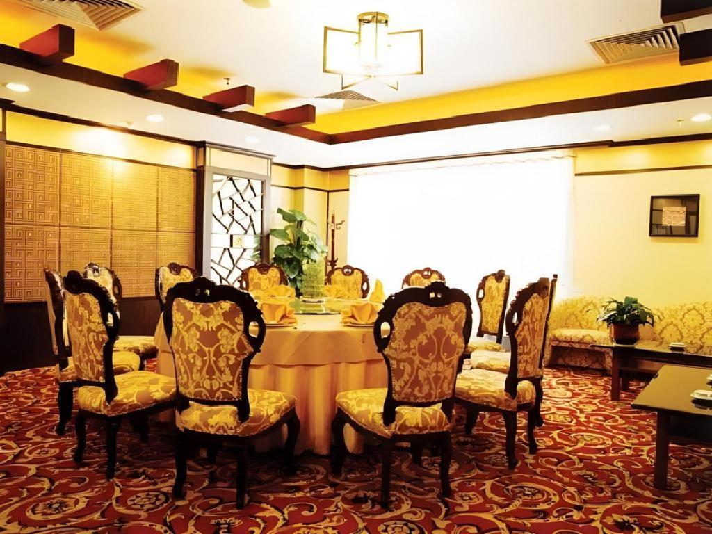 Galaxy Hotel Guangzhou Eksteriør billede